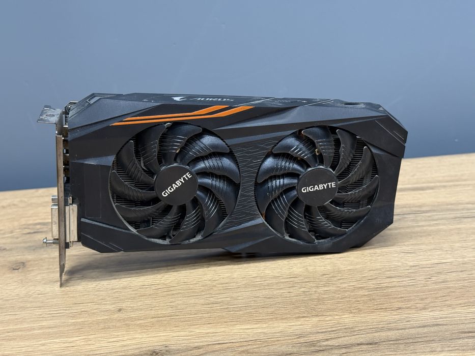 Видеокарта Aorus Radeon RX 580 8gb 256bit