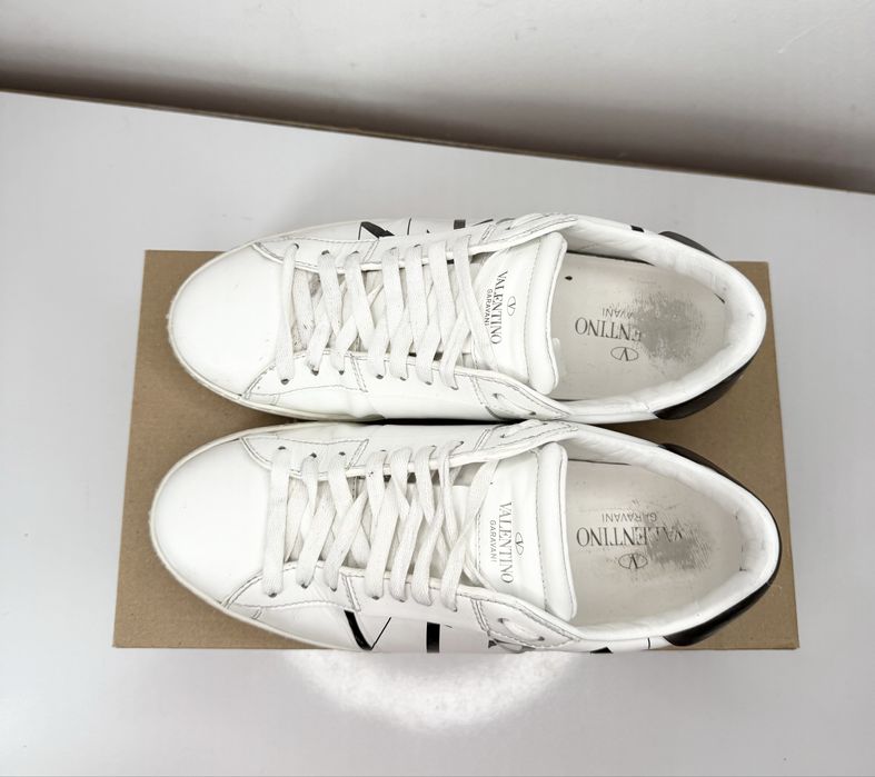 Valentino Garavani  (40) Дамски Обувки