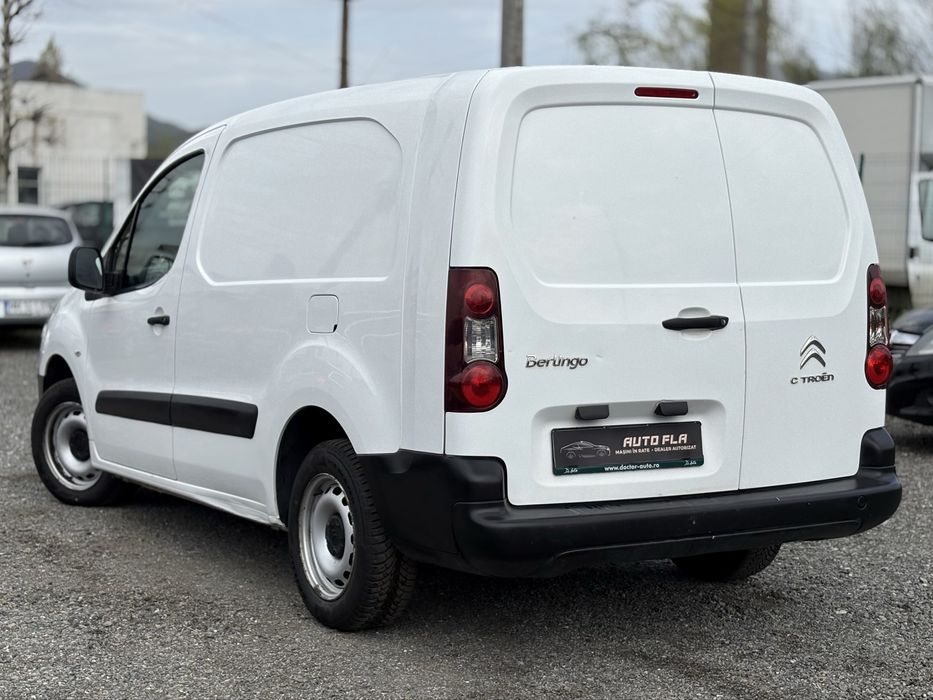 Citroen Berlingo Maxi 2018 / 3 Locuri + Marfă / 1.6 Diesel 99 CP E6