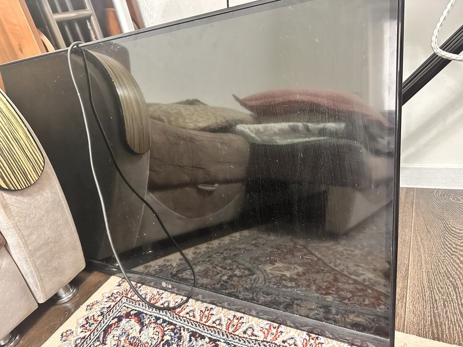 Продается телевизор lg