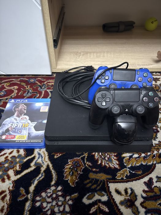 Sony Playstation 4 Slim