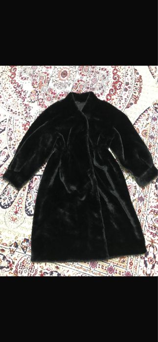 Шуба черная новая