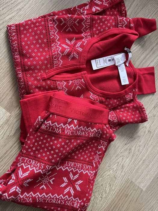 Pijama Victoria’s Secret marimea XS