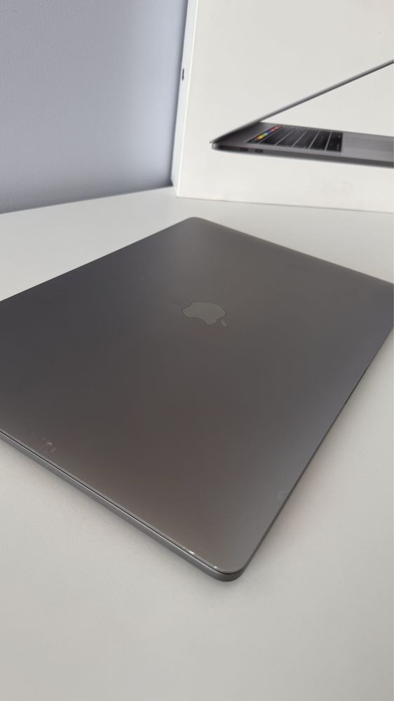 MacBook Pro 15, 2018