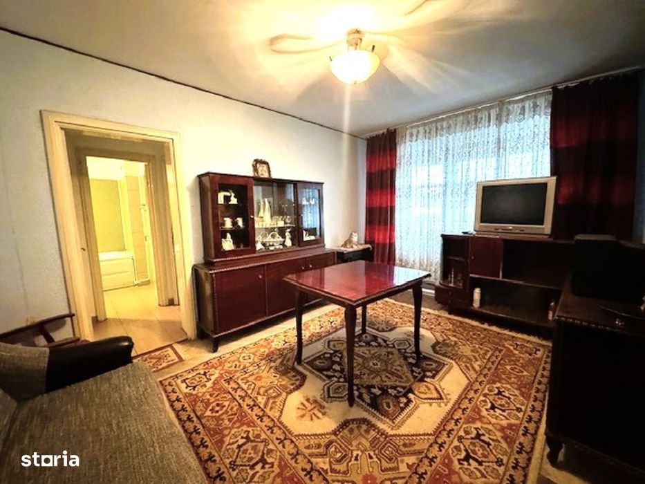 Apartament 3 camere bloc din caramida Str. Pacii