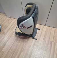 Scaun auto cu isofix