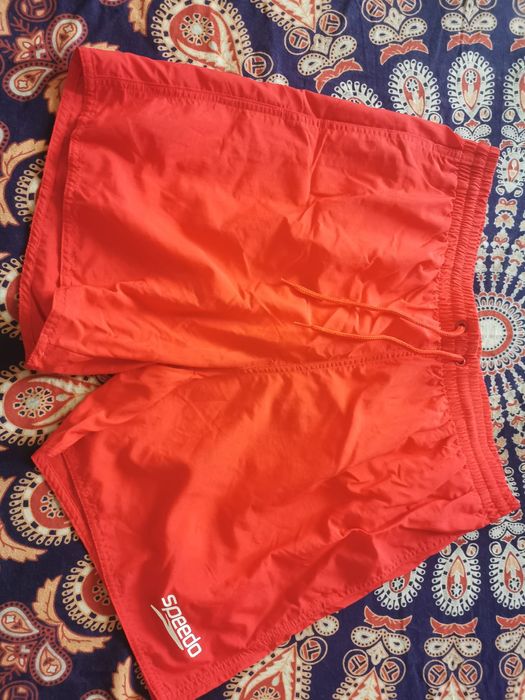 Short apa- inot Speedo rosu