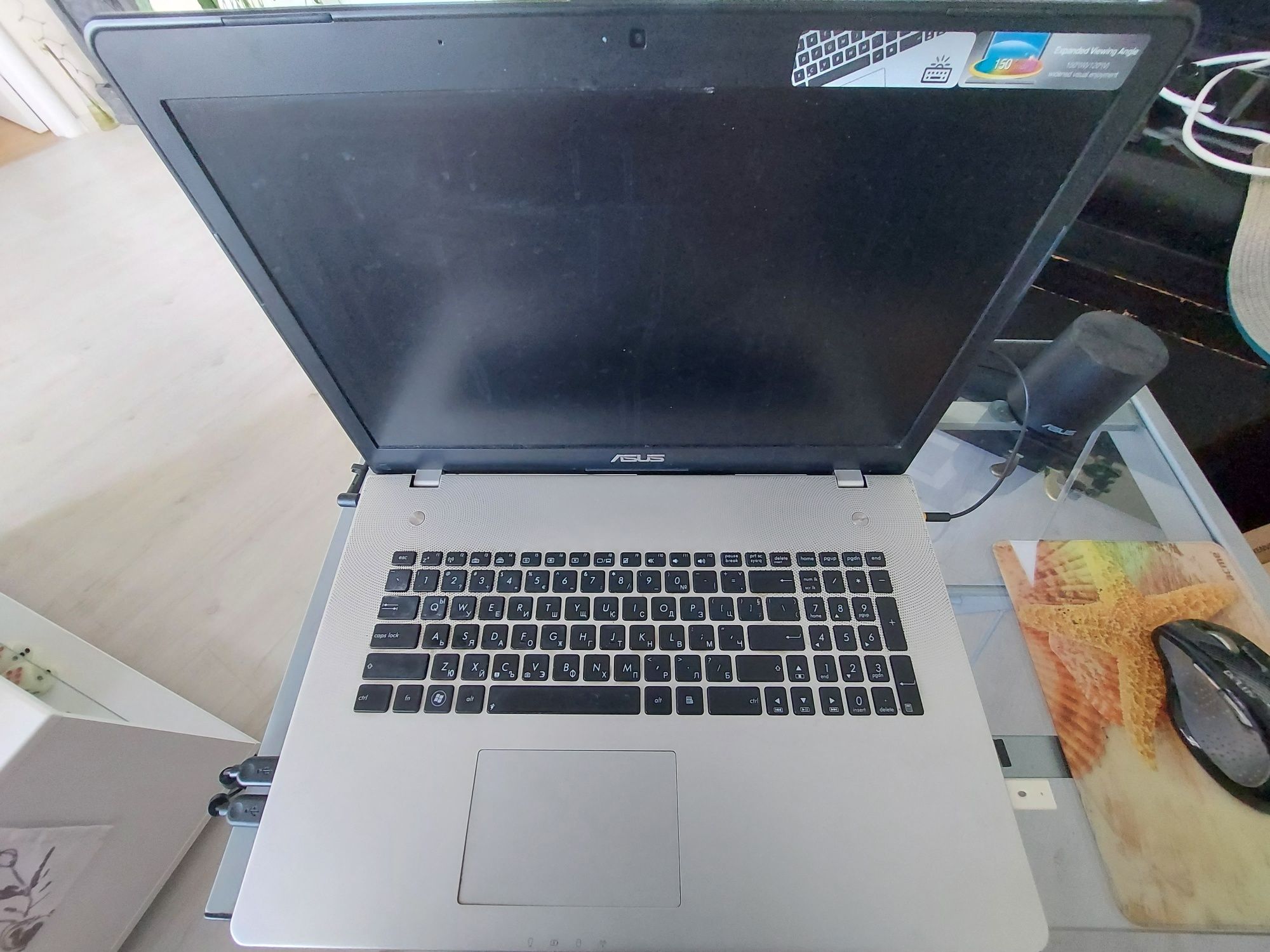 ASUS N76VZ-DS71 17.3" Laptop