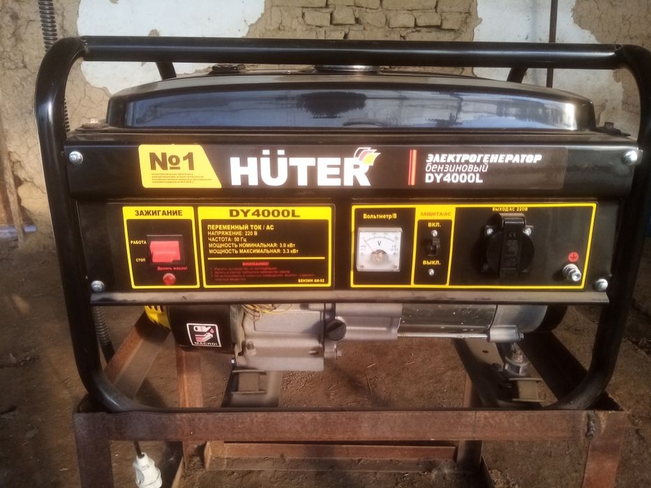 Бензиновый генератор 3,5