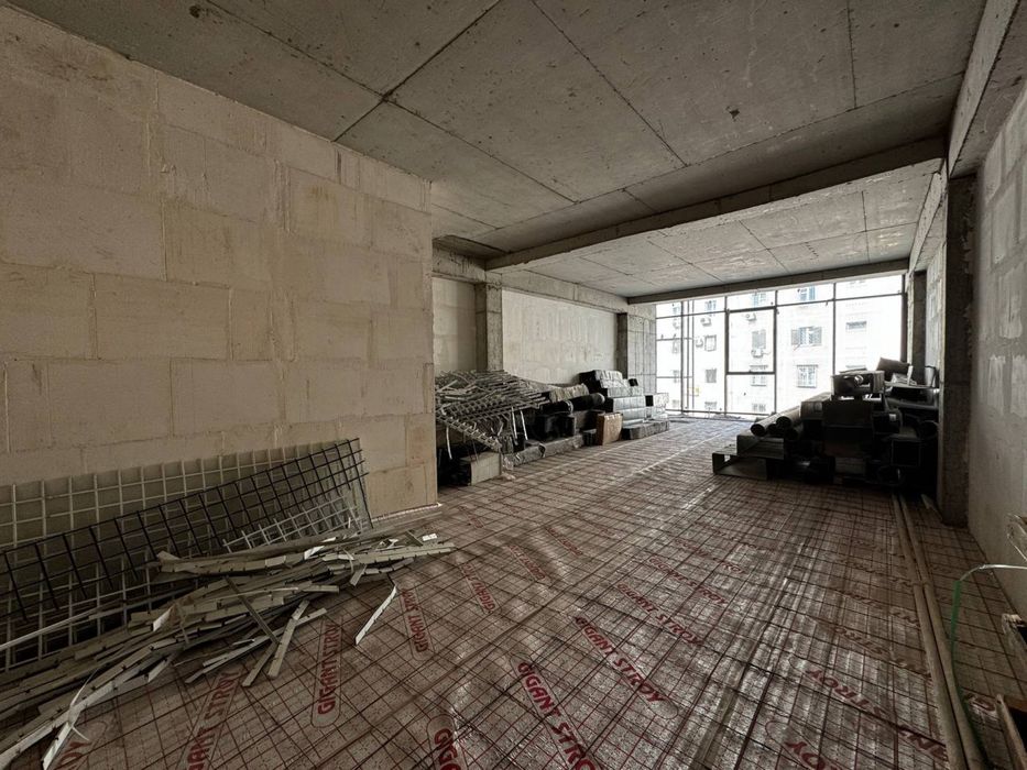 Продам нежилое помещение open space с ремонтом