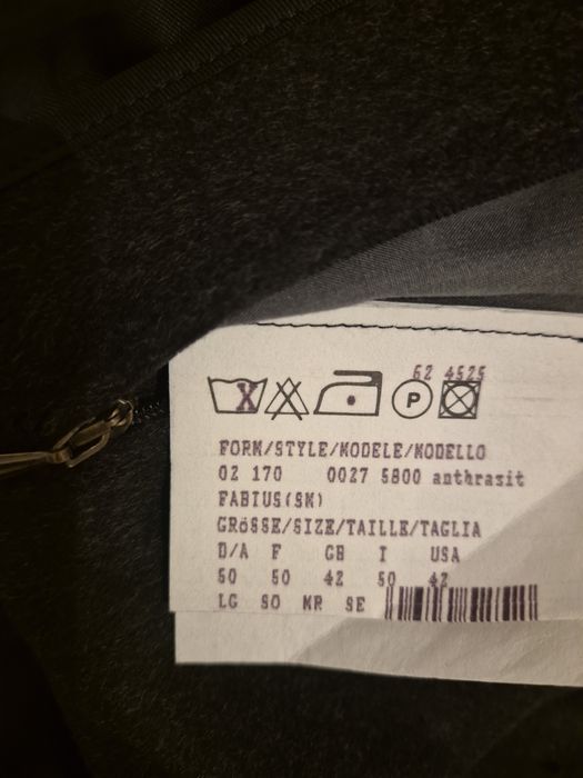 Vând palton 100% chasmir