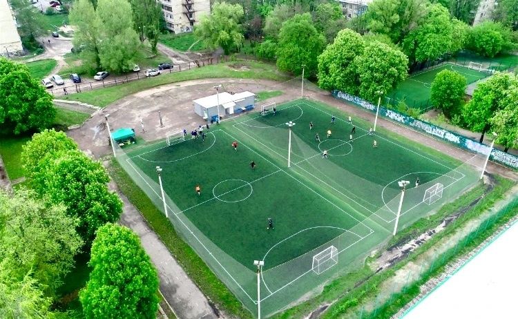 Мини стадион курамиз заказ буйича арзон ва сифатли килиб