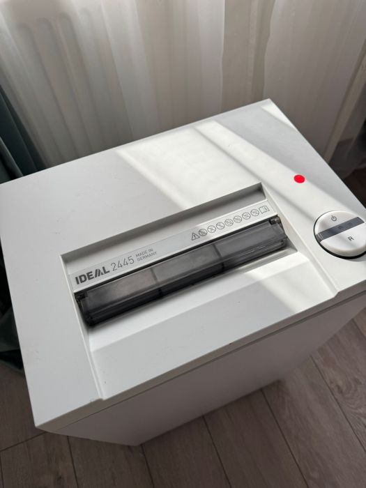 Distrugator documente/ carduri