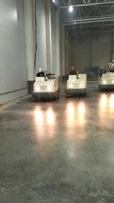 Уборка территорий, складов, паркингов, заводов мощными машинами