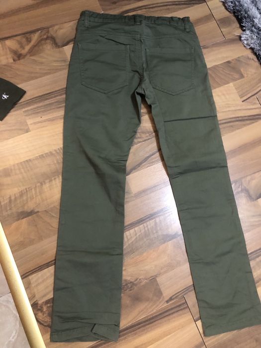 Блузка Calvin Klein и панталон Benetton