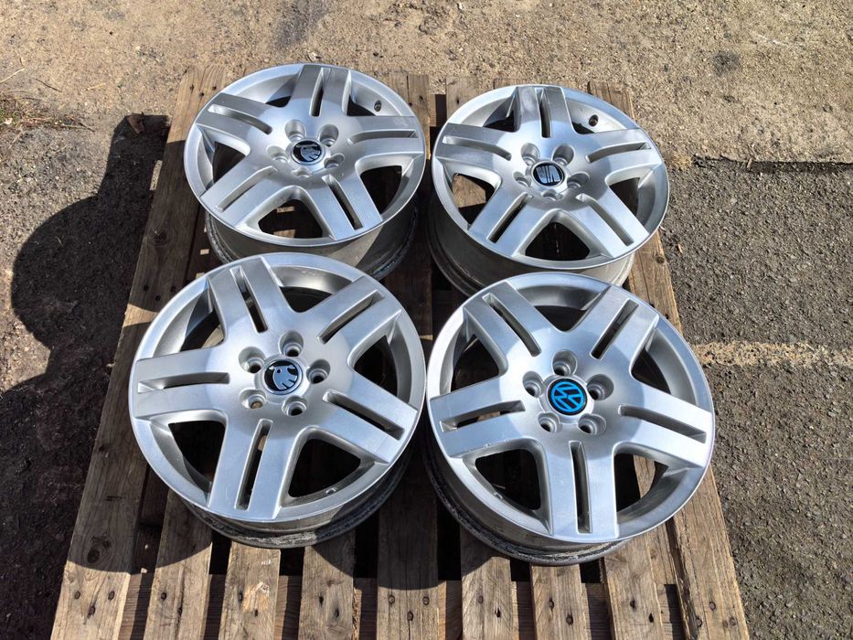 15 цола 5 х 100 мм Фолксваген / Шкода / Сеат / АУДИ - 6 Инча / ЕТ 38