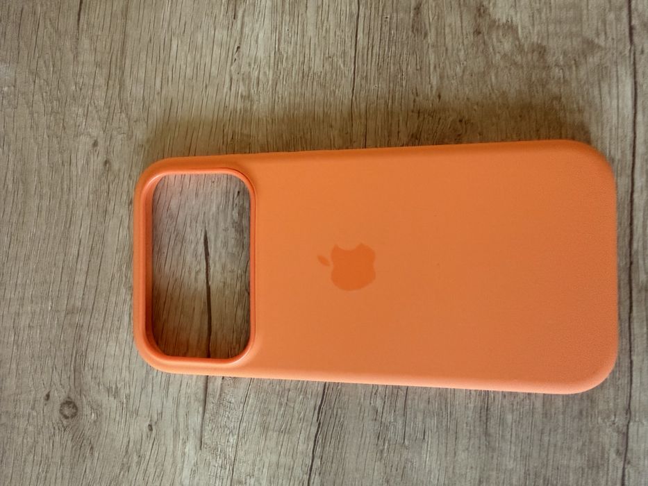 Huse iphone apple  17 pro si pro max cu MagSafe originale