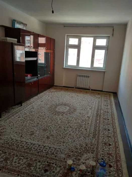 3 xonali uy sotiladi Sergeli Yangi Hayot 8-hudud. Eng yaxshi tanlov