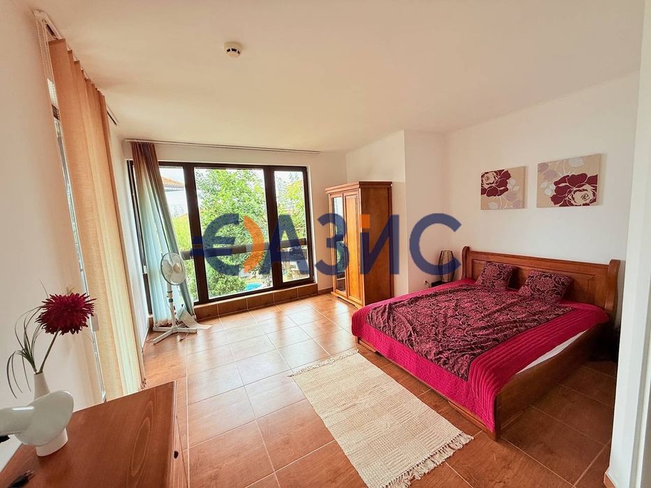 Продава се Четиристаен апартамент в с. Кошарица, Област Бургас - 133 кв.м за 835 €/кв.м - Снимка #8