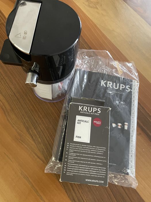 Кафеавтомат Krups EA819E10 Arabica Latte , 1450 W, 15 Bar