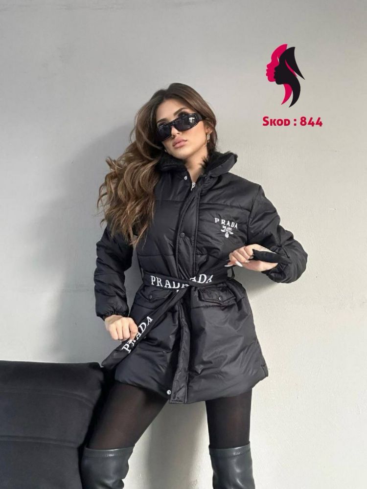 Geaca dama Prada alba/neagra