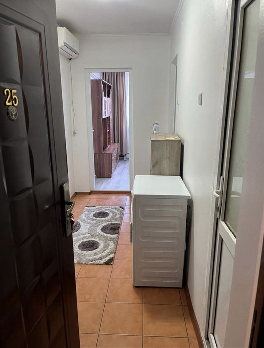 Garsoniera de închiriat