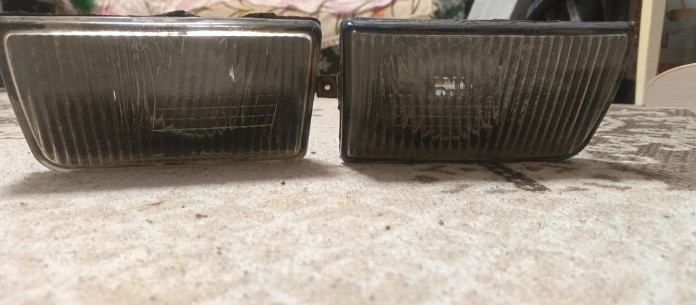 Продам противотуманки на е34