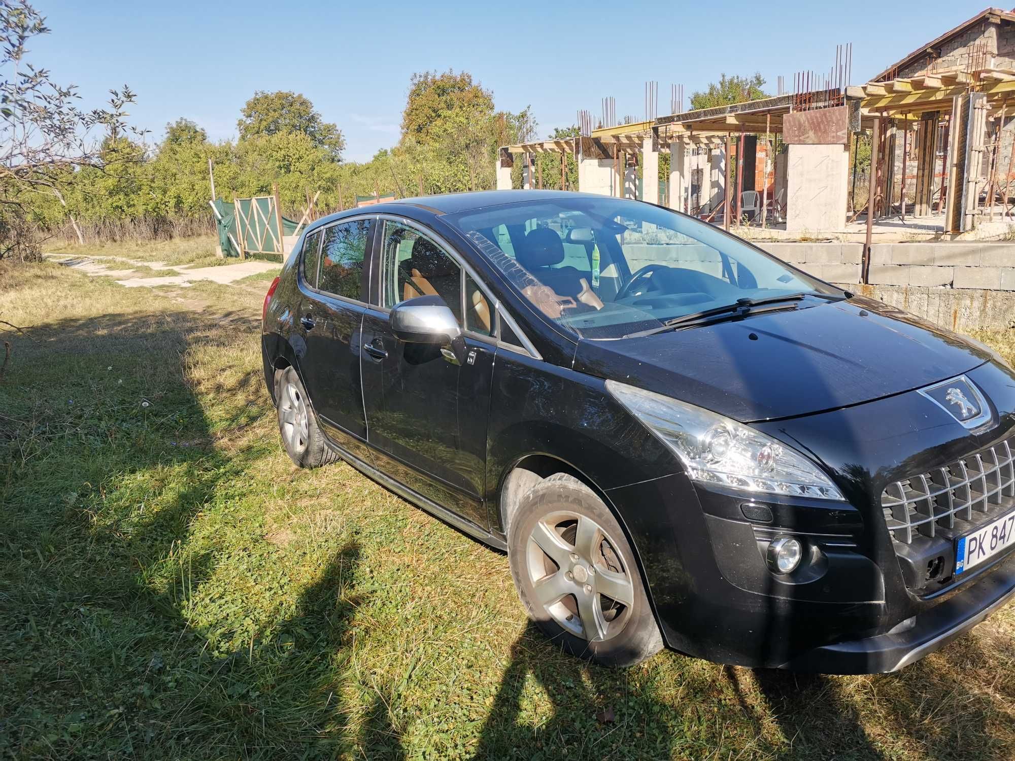 Пежо 3008 хибрид всички, екстри батерия държи много запазен автомобил.