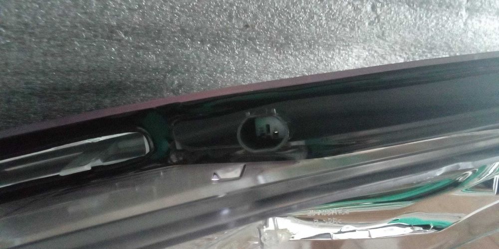 Geam sticla far cu xenon BMW E60 E61 stanga/dreapta 2004-2007 LED