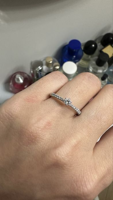 Новое кольцо с бриллантами 14К