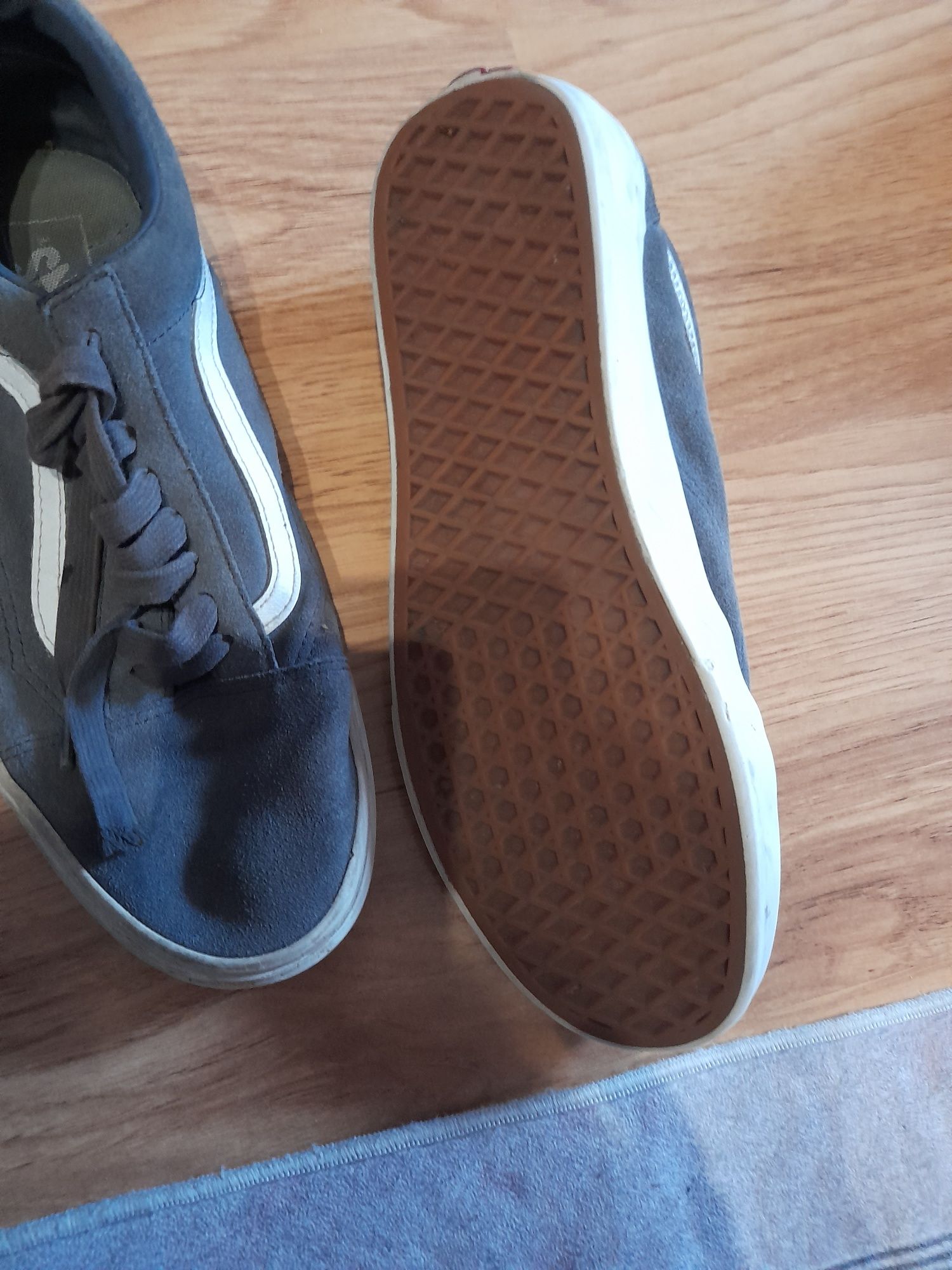 Спортни обувки Vans 44 номер