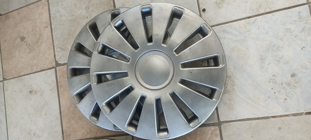 Продам колпаки размер 16 в хорошем состоянии