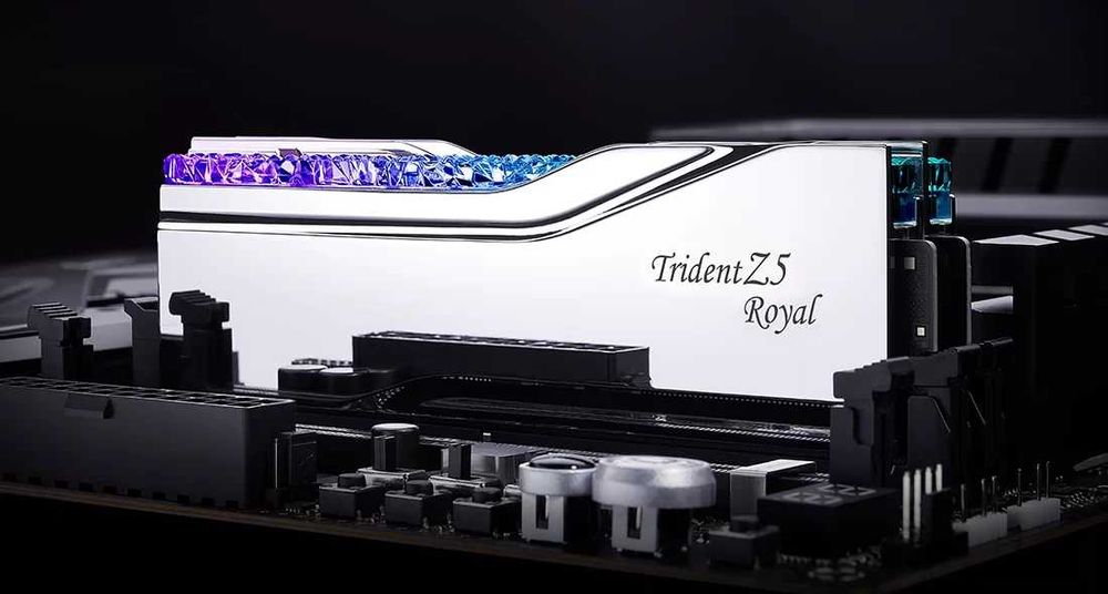 New DDR5 G.SKILL Trident Z Royal Silver 32GB (2 x 16GB) 7200mt/s CL34.