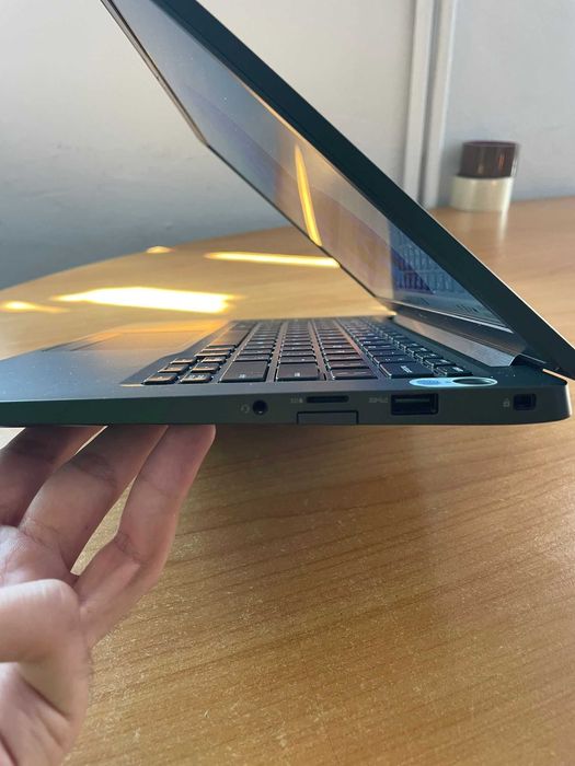 Laptop Dell Latitude 7400 Carbon Edition