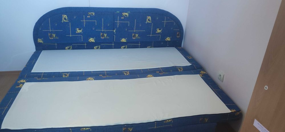 Разтегателен диван с място за съхранение