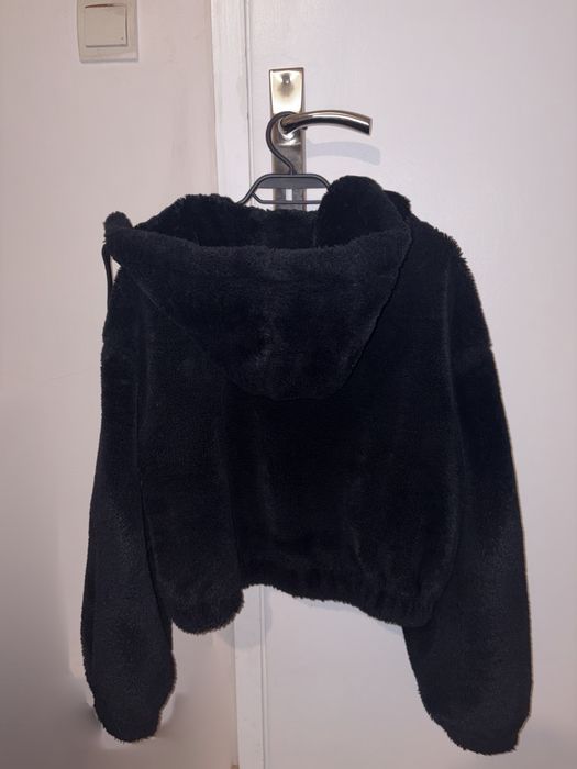 Пухено яке от Бершка