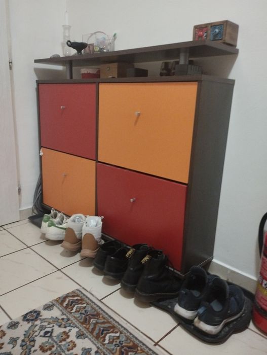 Шкаф за обувки, здрав шкаф