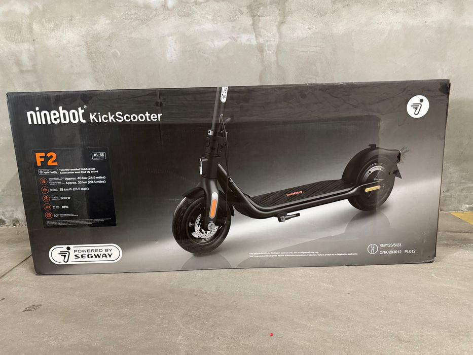 Продавам Ninebot KickScooter F2