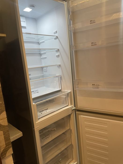 Vand frigider Artic model nou