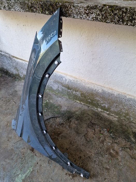 Seat Tarraaco 2021 преден десен калник