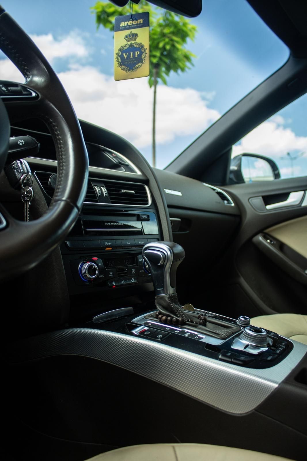 Vând Audi A5 2.0 TDI !