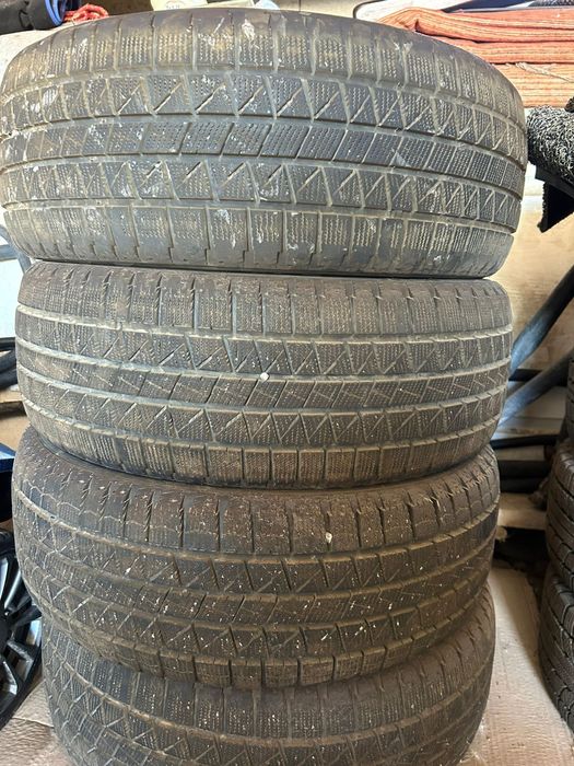 Продам зимний шины Powertrac 215.55R17