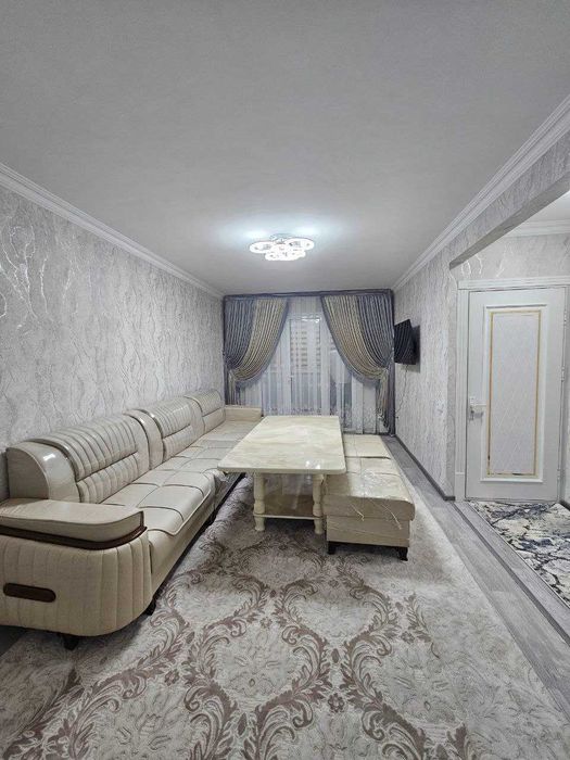 SHota Rustaveli hududida  kvartira zudlik bilan sotiladi!