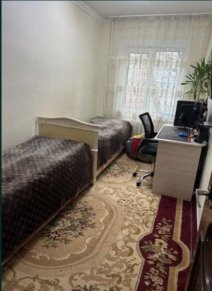 Квартира на Космонавт 4/3/4 общ пл 98м ,2 балкона