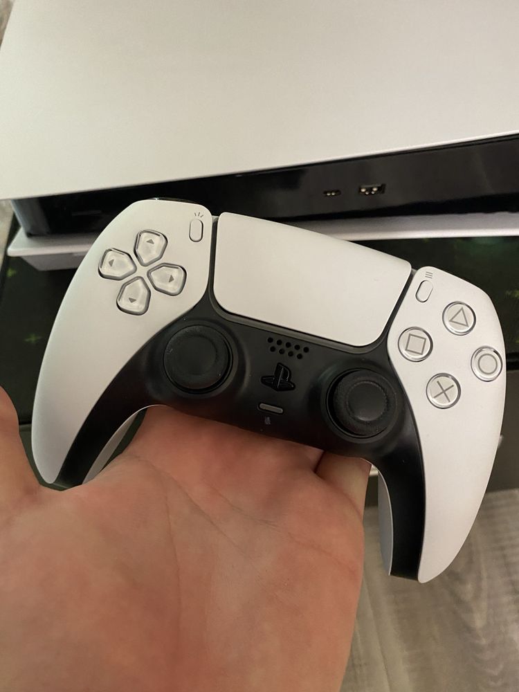 Подам поиставку Sony PS 5