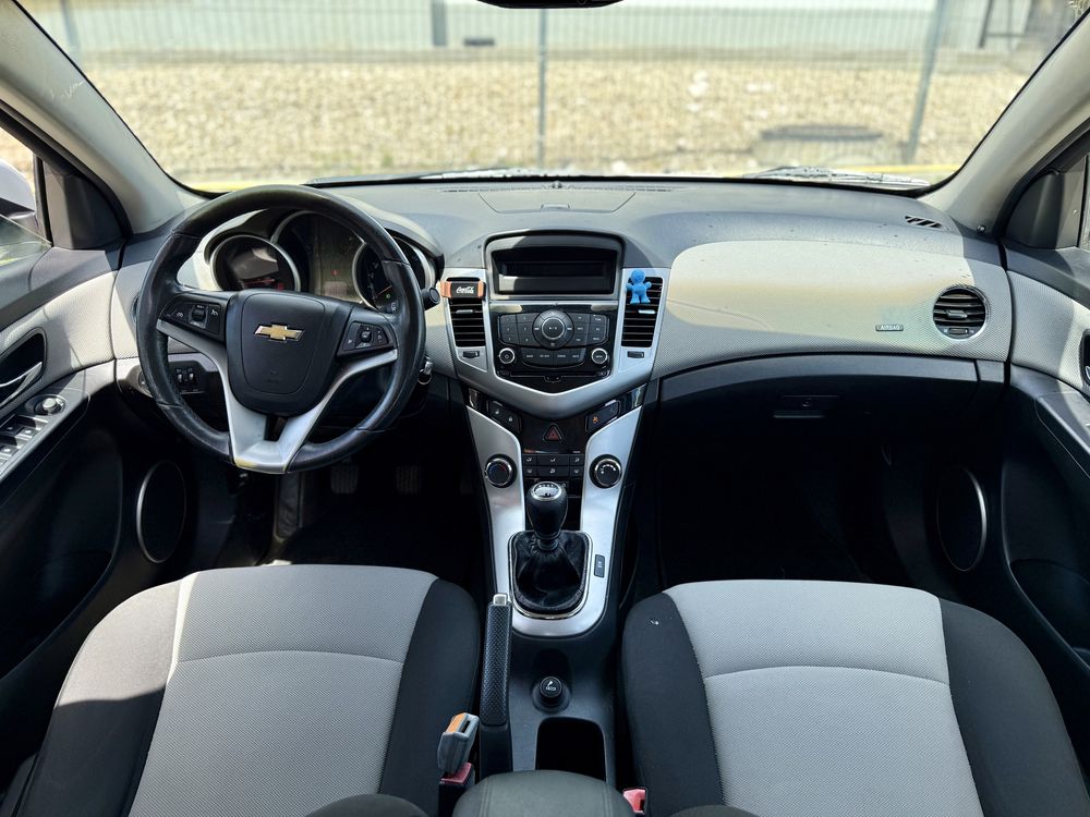 Chevrolet Cruze LS Benzina
