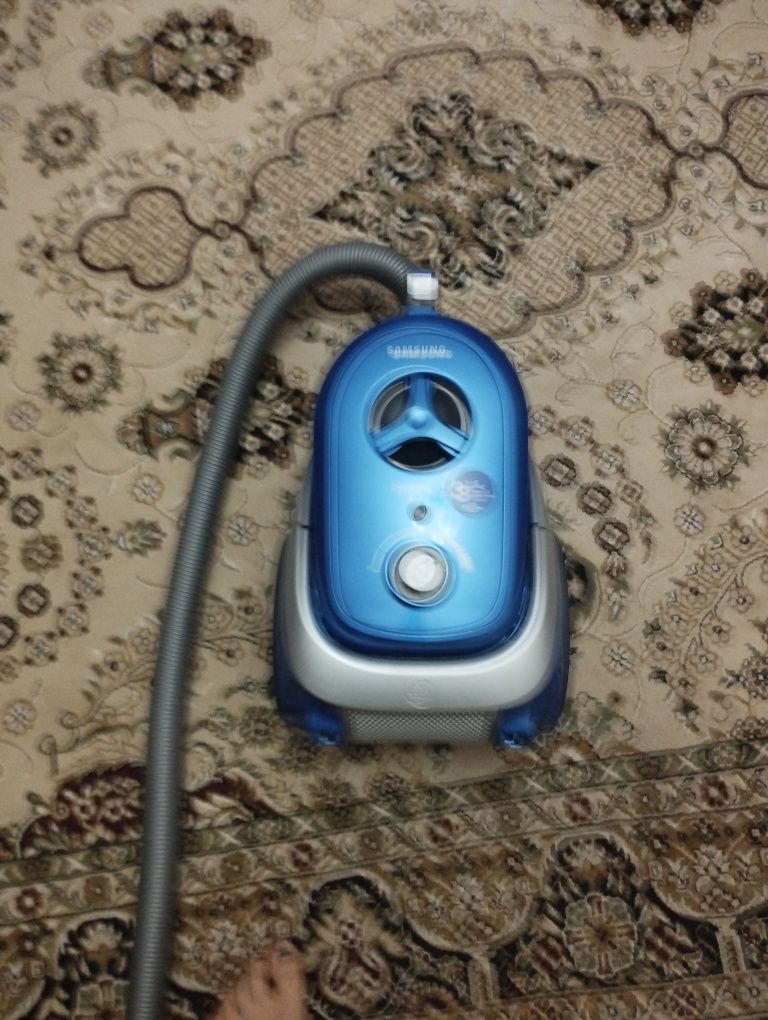 Пылесос Samsung 2000W