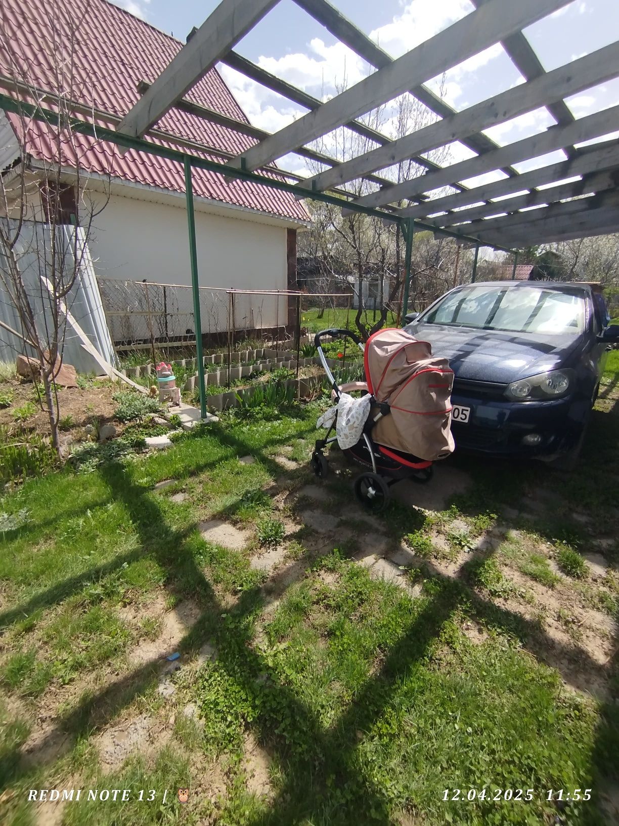 Продам дачу рядом озеро