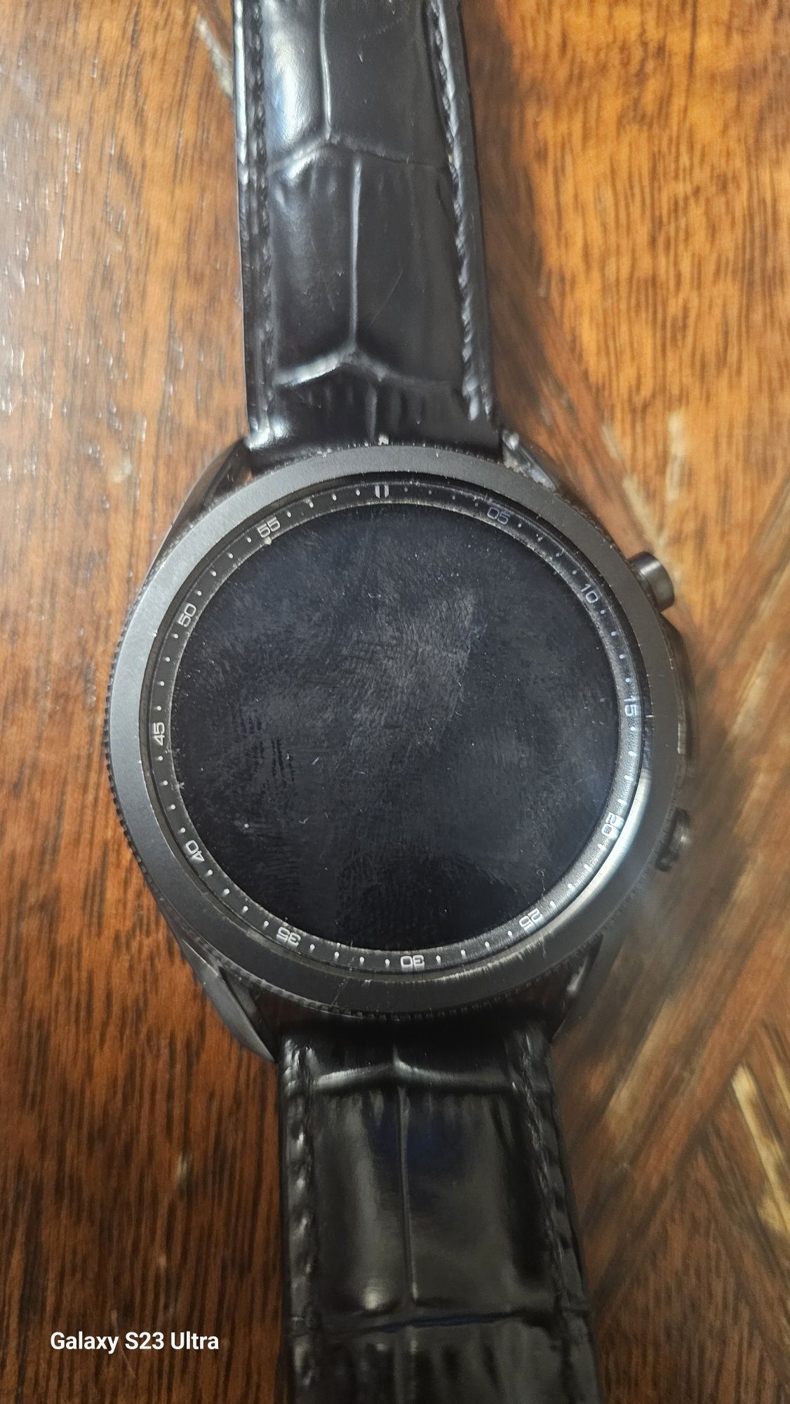 Продам смартчасы galaxy watch 3