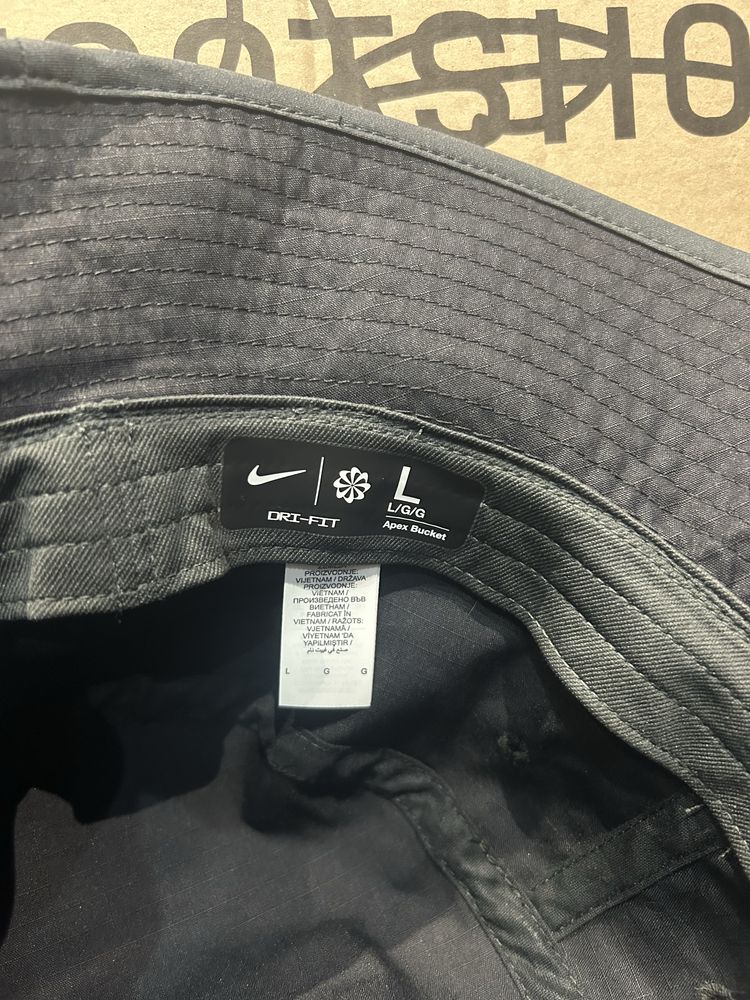 Шапка nike-70лв(приемам и бартери)